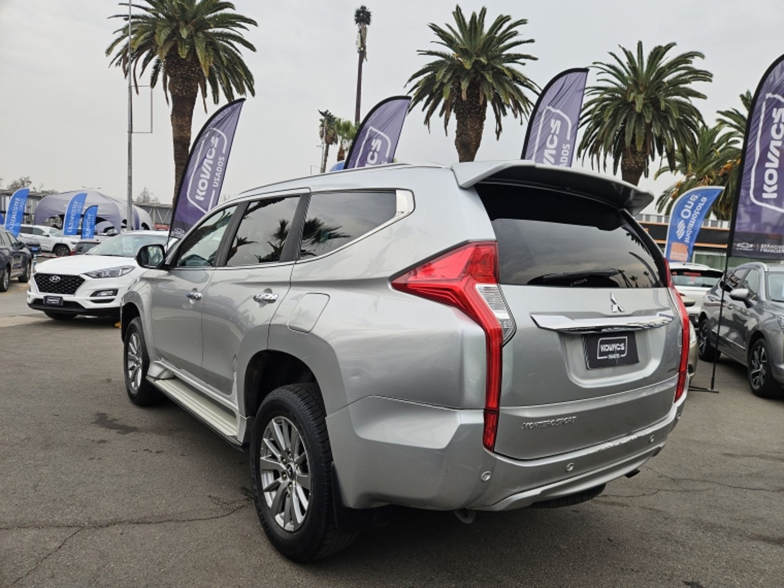 MITSUBISHI MONTERO SPORT MT 4X2 2.4 2017 - Imagen 6 de 19