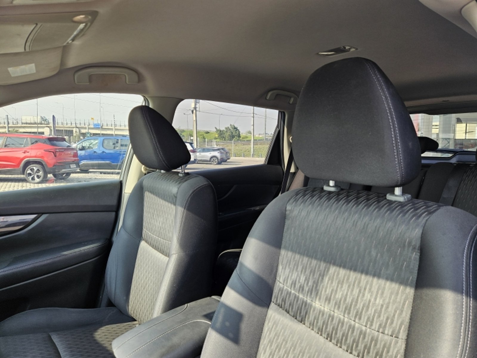 NISSAN X-TRAIL 2.5 SENSE CVT 2F AT 2018 - Imagen 15 de 20