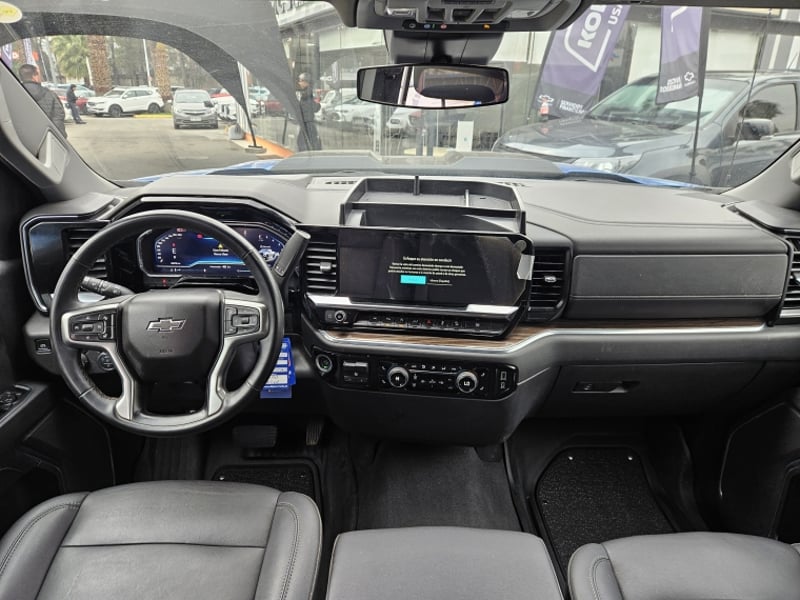Chevrolet SILVERADO SILVERADO 5.3L LT TB AT AWD 2024 - Imagen 9 de 20