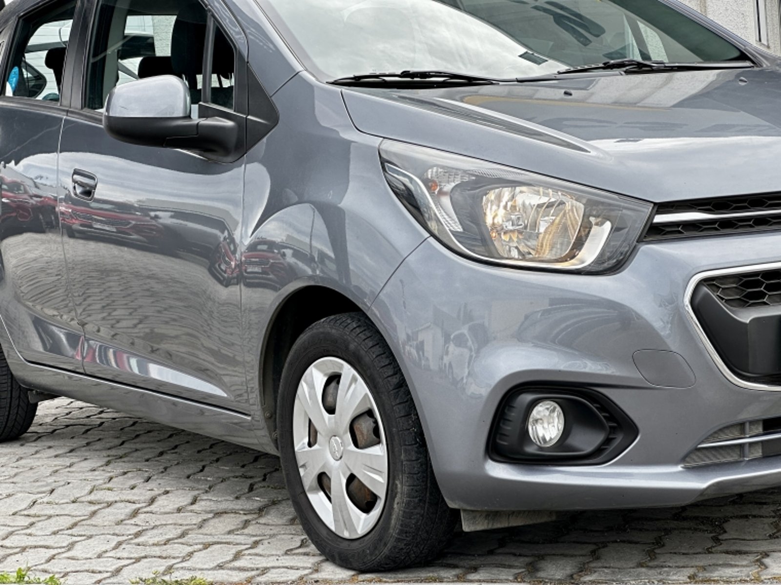Chevrolet SPARK GT 1.2 MT 2020 - Foto 4 de 18
