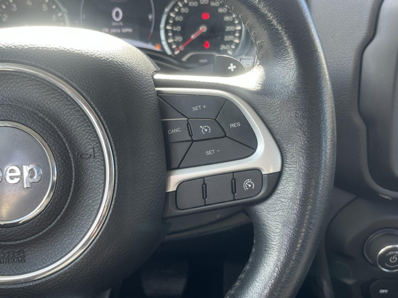 JEEP RENEGADE SPORT LX 1.8 AUT 2021 - Imagen 18 de 20