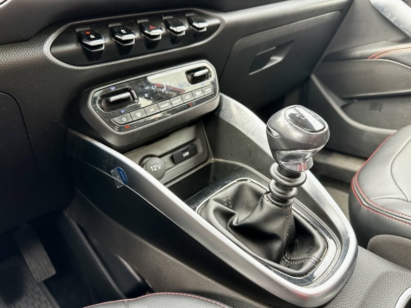 Chevrolet GROOVE 1.5 PREMIER MT 2023 - Imagen 14 de 18