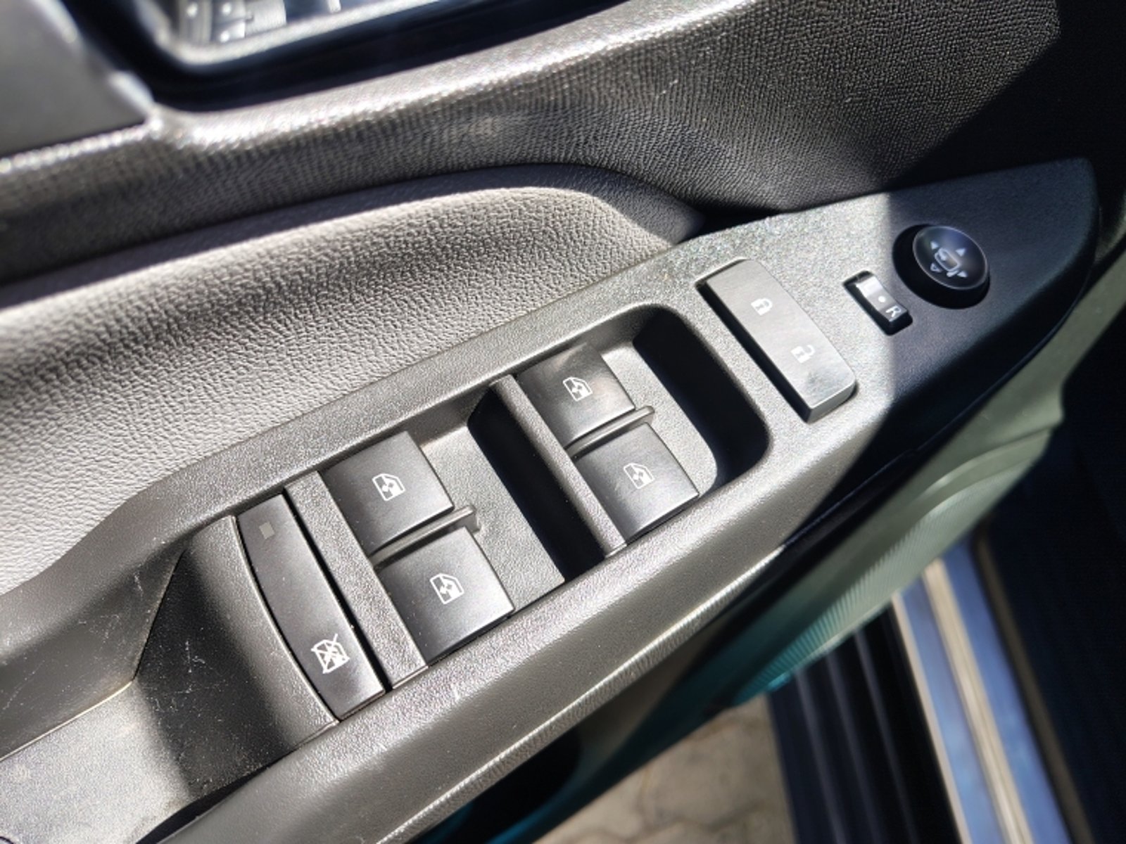 CHEVROLET COLORADO 2.8 LTZ AT 4X4 DIESEL 2023 - Imagen 13 de 20