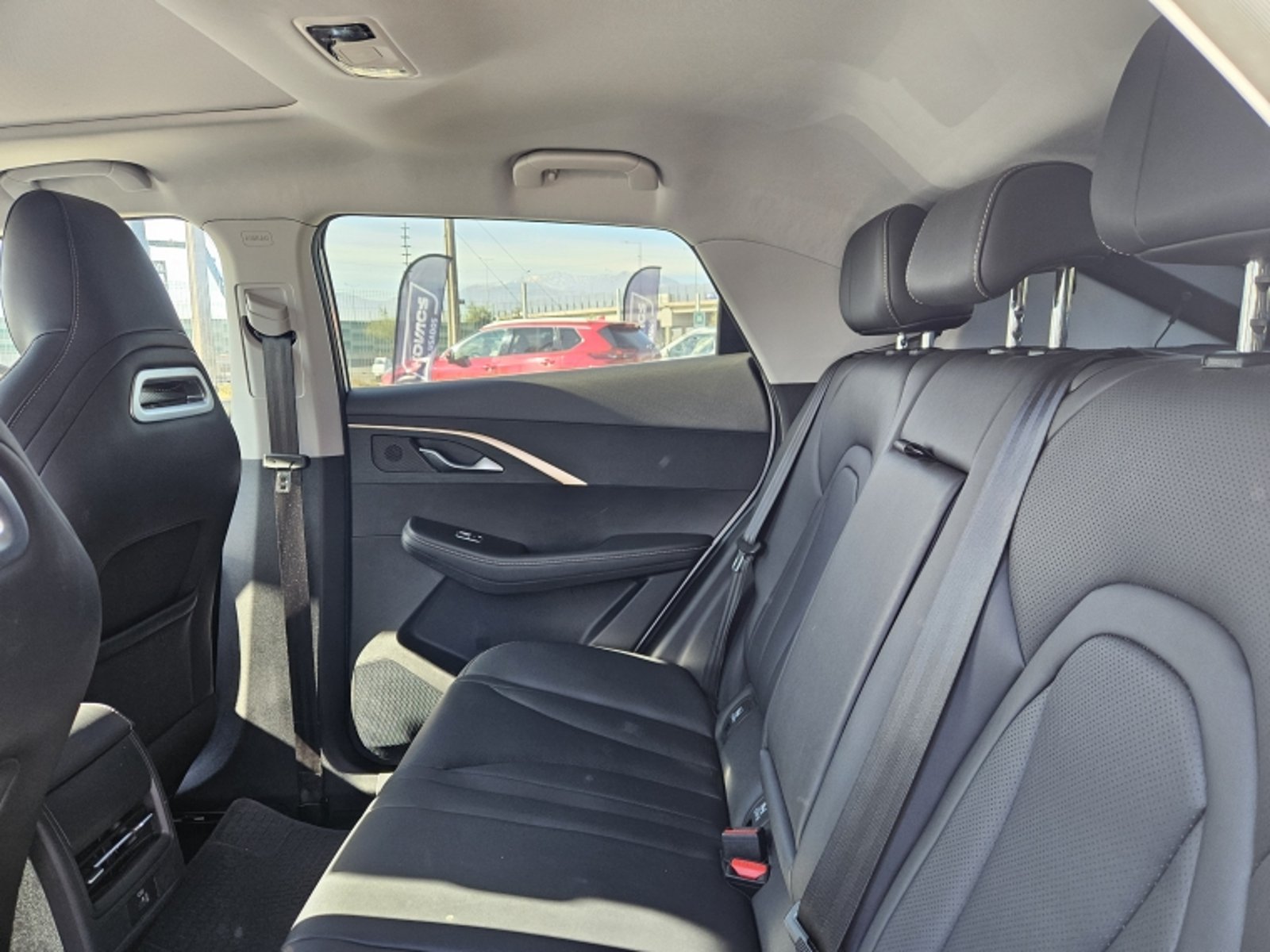 OMODA C5 1.5T CVT LUXURY 2025 - Imagen 8 de 20