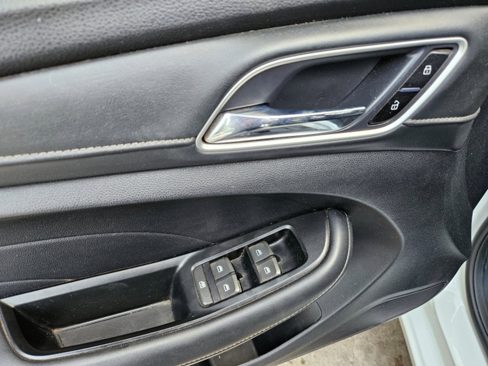 MG 5 1.5  COM  MT 2021 - Imagen 13 de 19