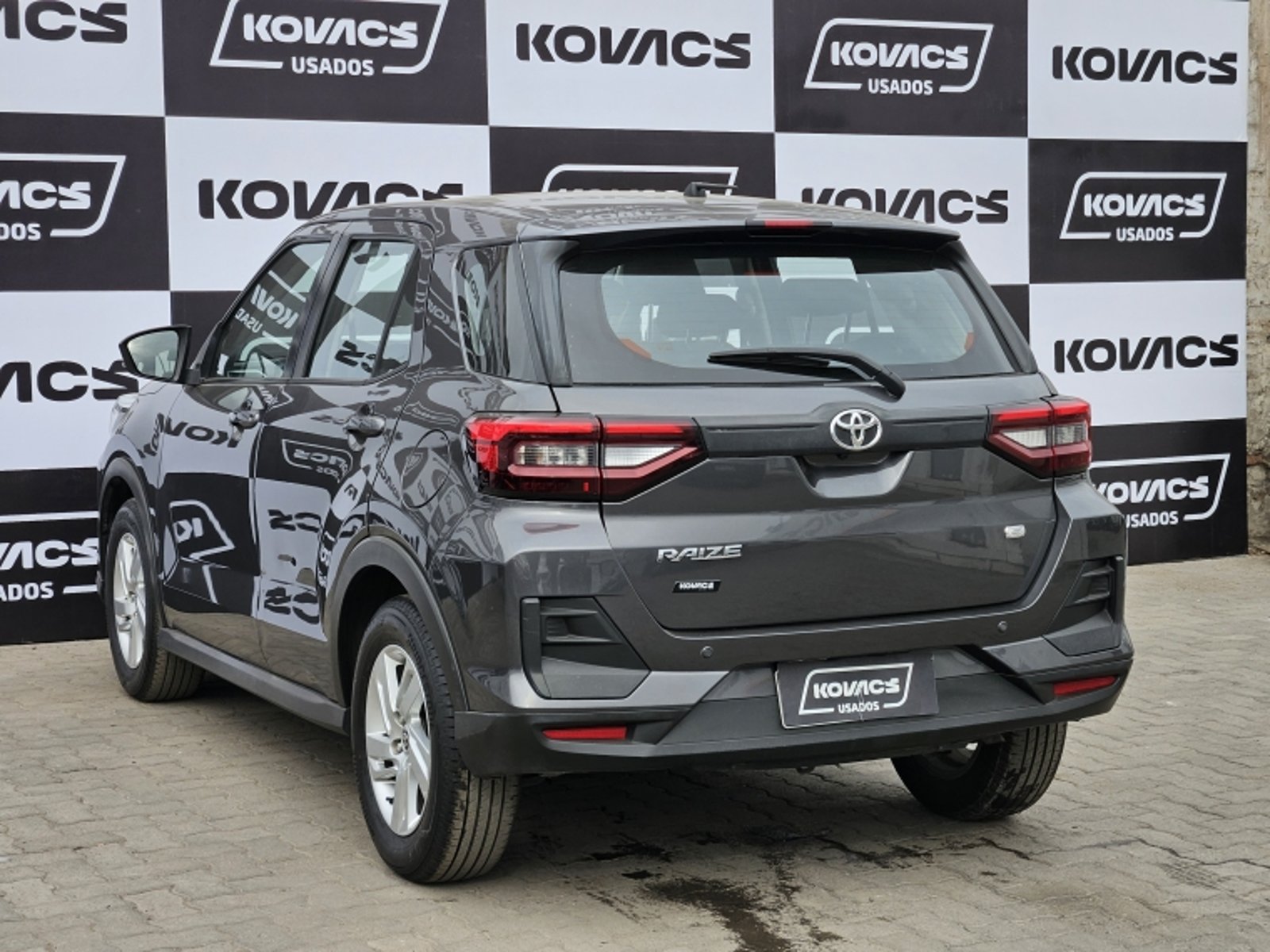 TOYOTA RAIZE E CVT AT 2022 - Imagen 6 de 19