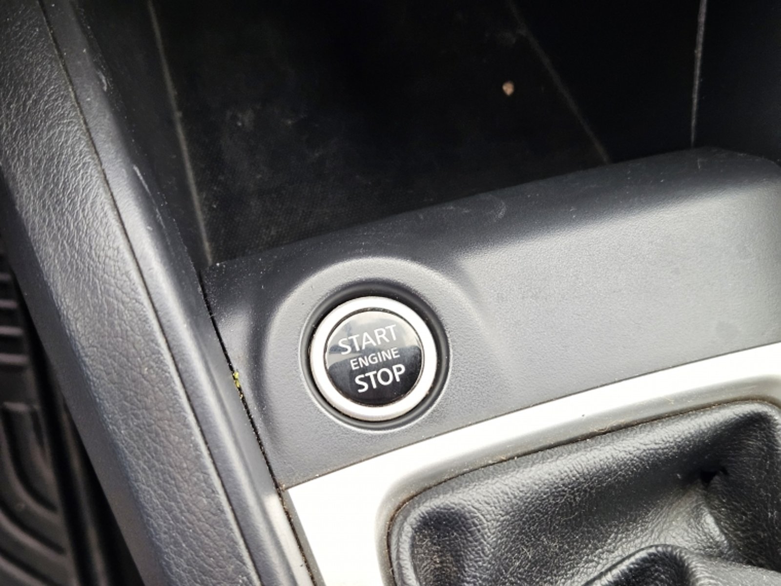 Nissan VERSA VERSA SENSE MT 1.6 2023 - Imagen 20 de 20