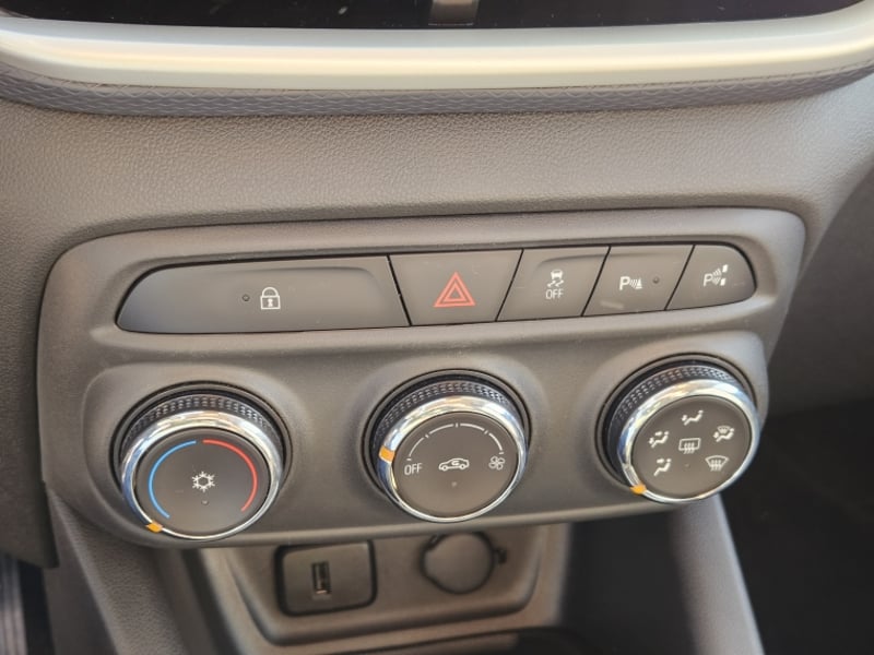 Chevrolet TRACKER PREMIER AT 1.2 2023 - Imagen 18 de 19