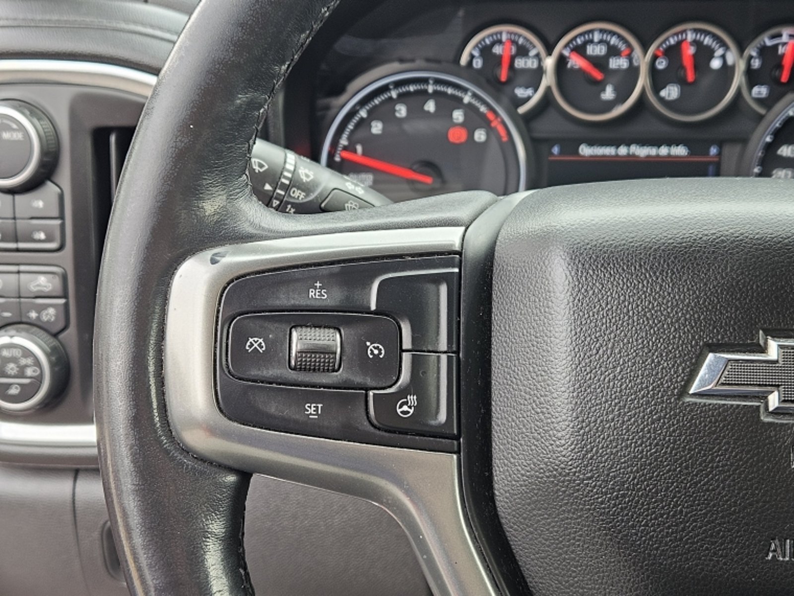 Chevrolet SILVERADO 5.3 CC LT TRAILBOSS Z71 AT 4X4 2021 - Imagen 18 de 20