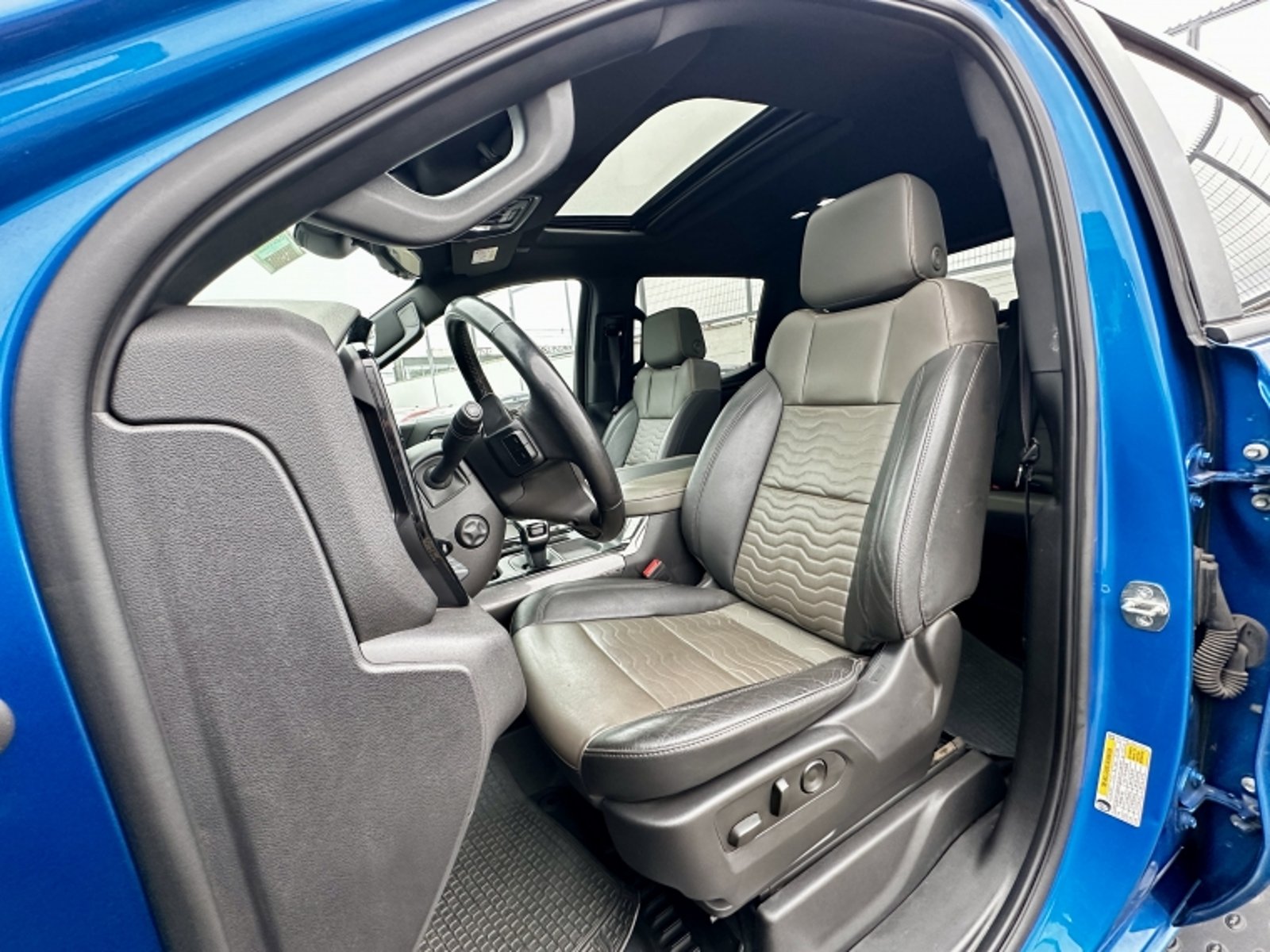 Chevrolet SILVERADO 6.2 AUT 2023 - Imagen 9 de 20