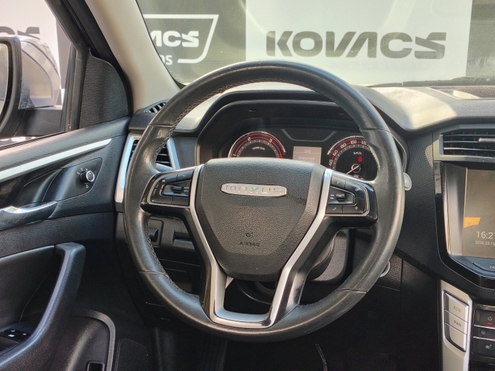 MAXUS T60 2.0 D20 GLX AT 4X4 DIESEL 2022 - Imagen 12 de 18