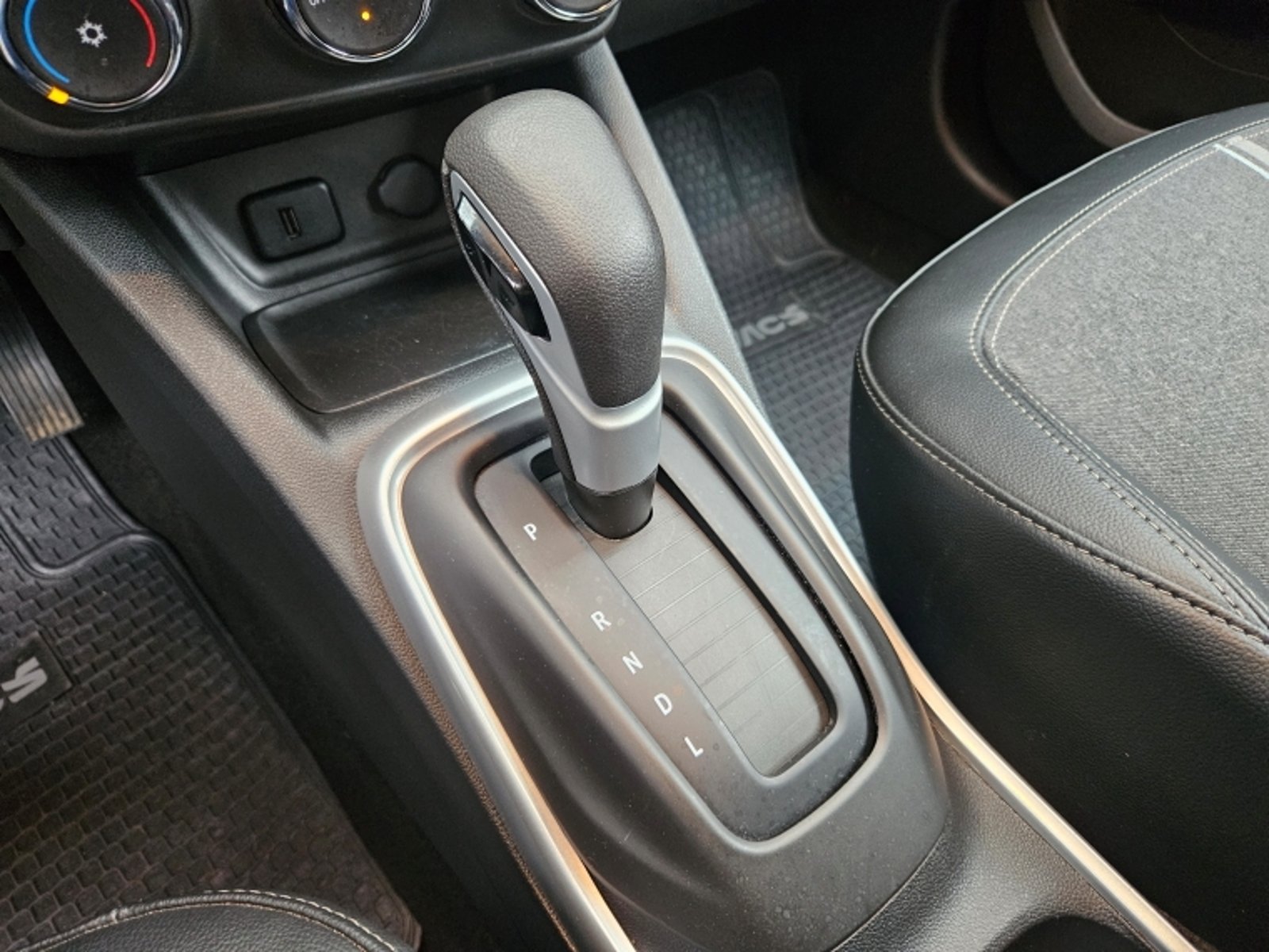 Chevrolet TRACKER 1.2T LTZ AT 2025 - Imagen 15 de 19