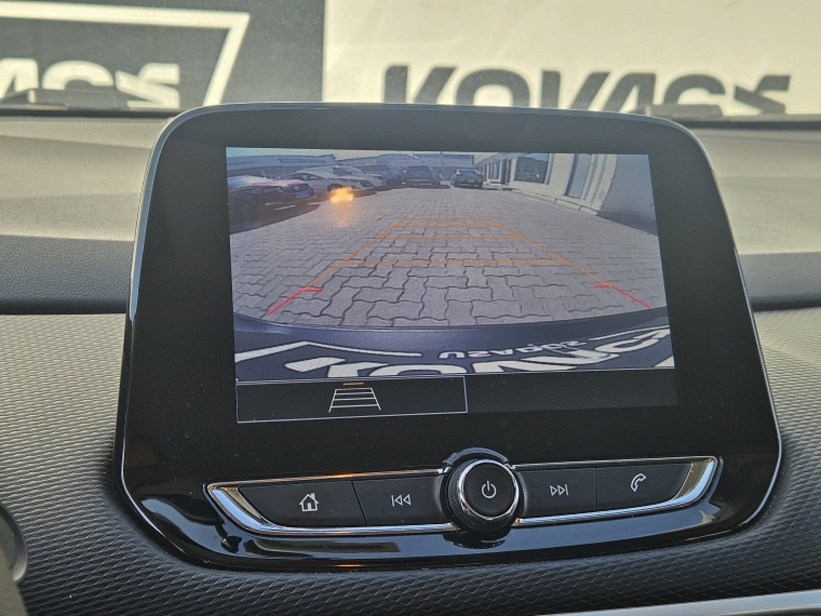 CHEVROLET TRACKER LS MT 2023 - Imagen 20 de 20