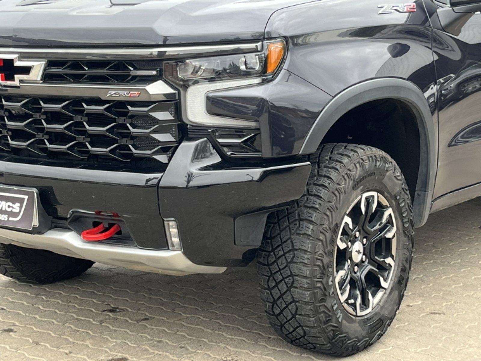Chevrolet SILVERADO 6.2 ZR2 AT 4X4 2024 - Imagen 9 de 20