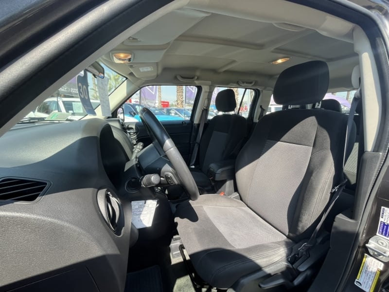 Jeep PATRIOT PATRIOT 4X4 2.4 AUT 2017 - Imagen 12 de 20