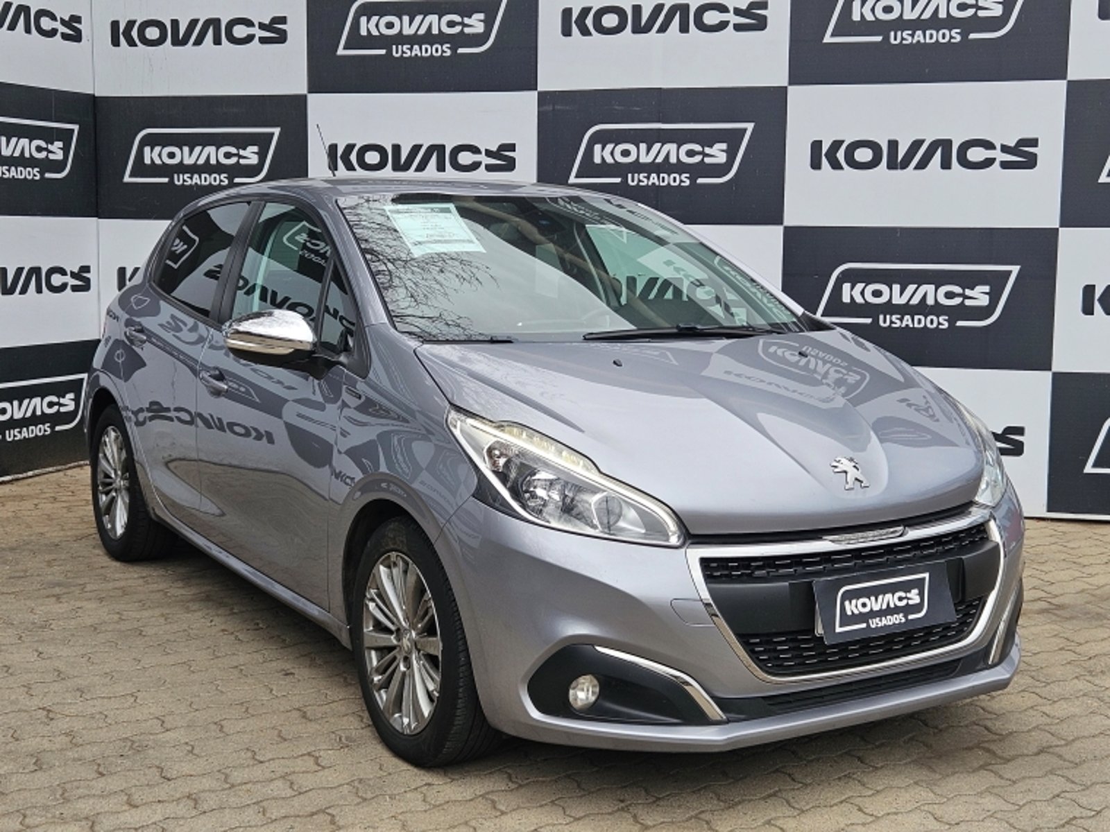 Peugeot 208 1.5 ACTIVE PACK BLUEHDI 100 MT DIESEL 2021 - Foto 4 de 19