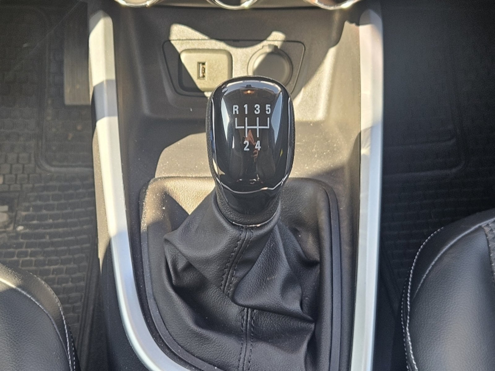 Chevrolet ONIX 1.0 LTZ MT 2026 - Imagen 13 de 20