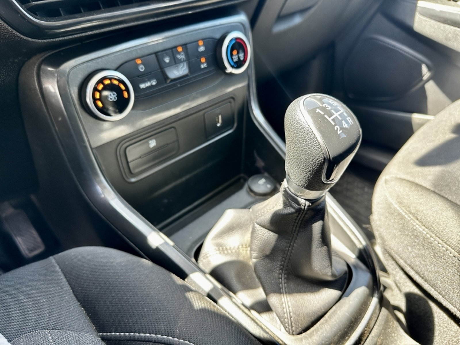 FORD ECOSPORT ECOSPORT 1.5 2020 - Imagen 14 de 20