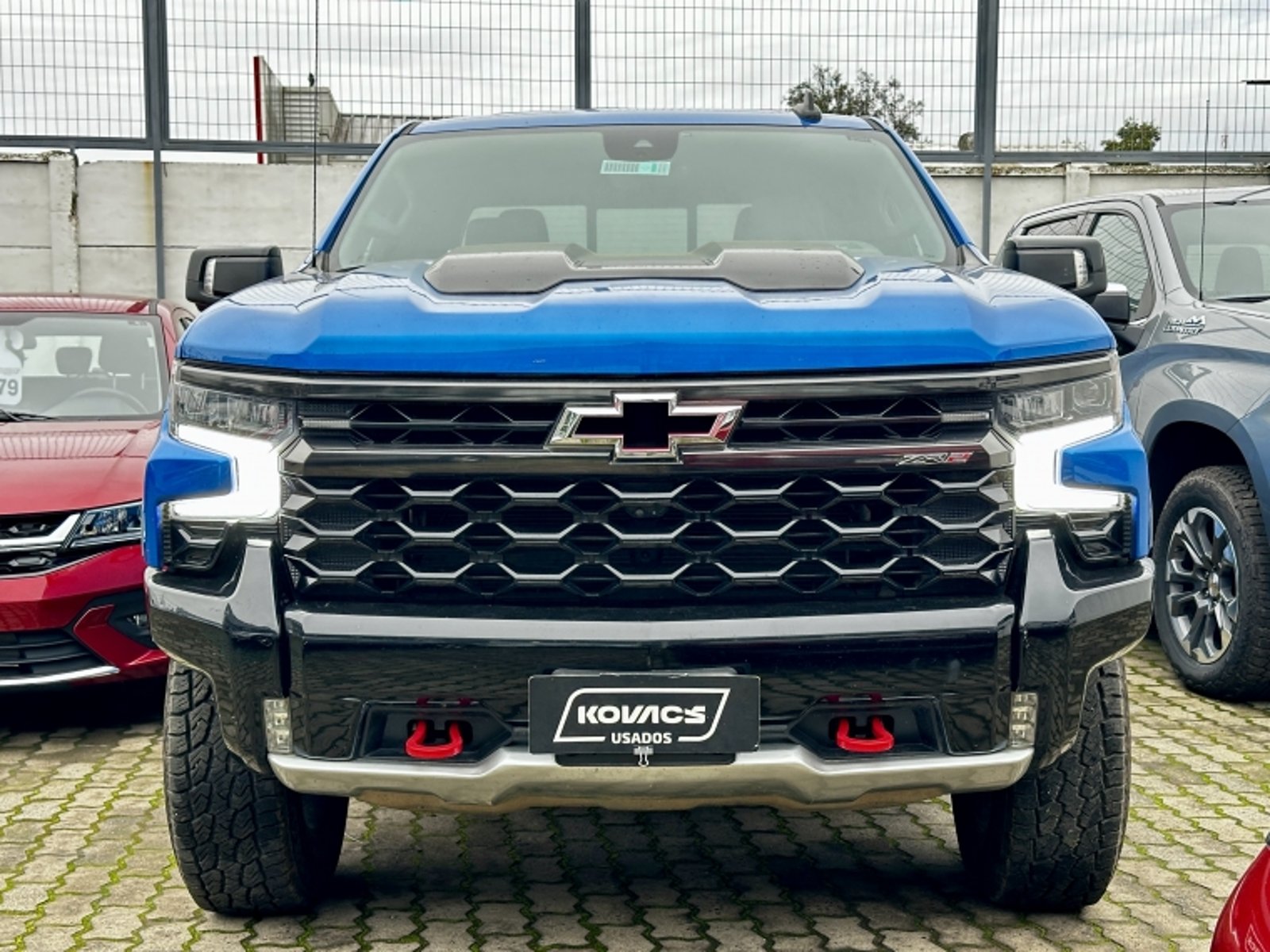 Chevrolet SILVERADO 6.2 AUT 2023 - Foto 2 de 20