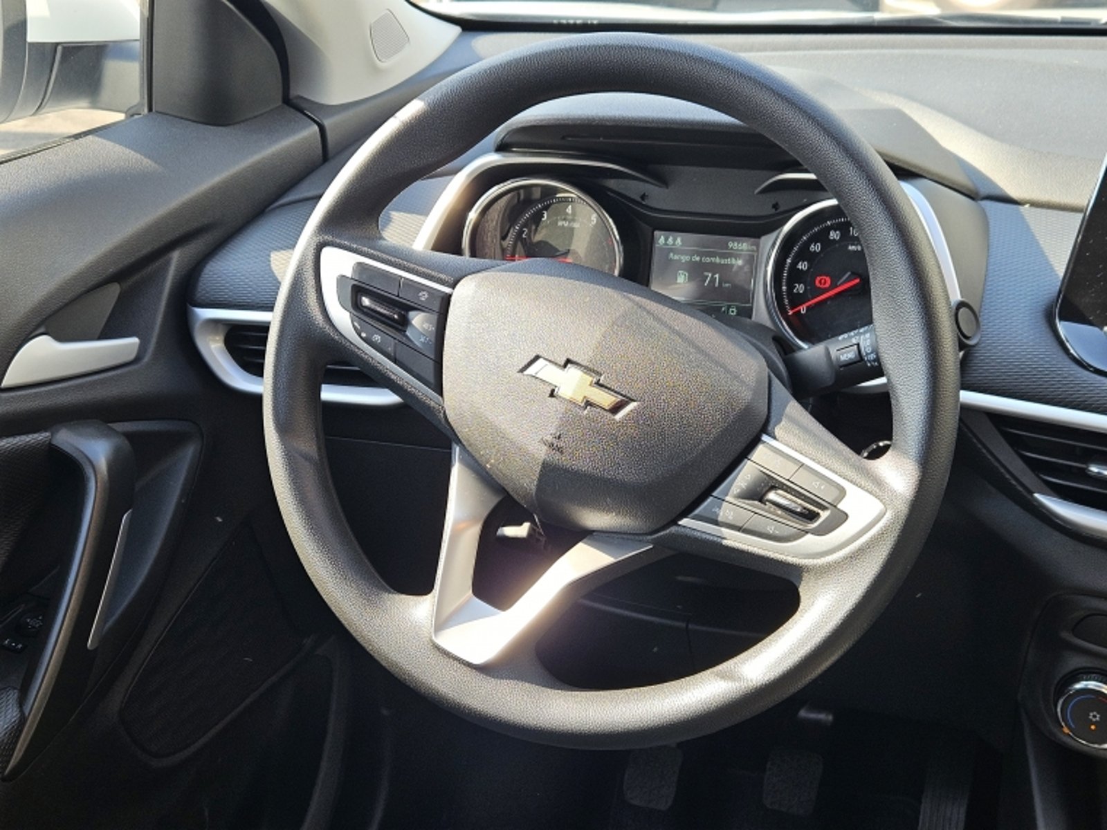 CHEVROLET TRACKER 1.2 LTZ P2 MT 2024 - Imagen 10 de 20