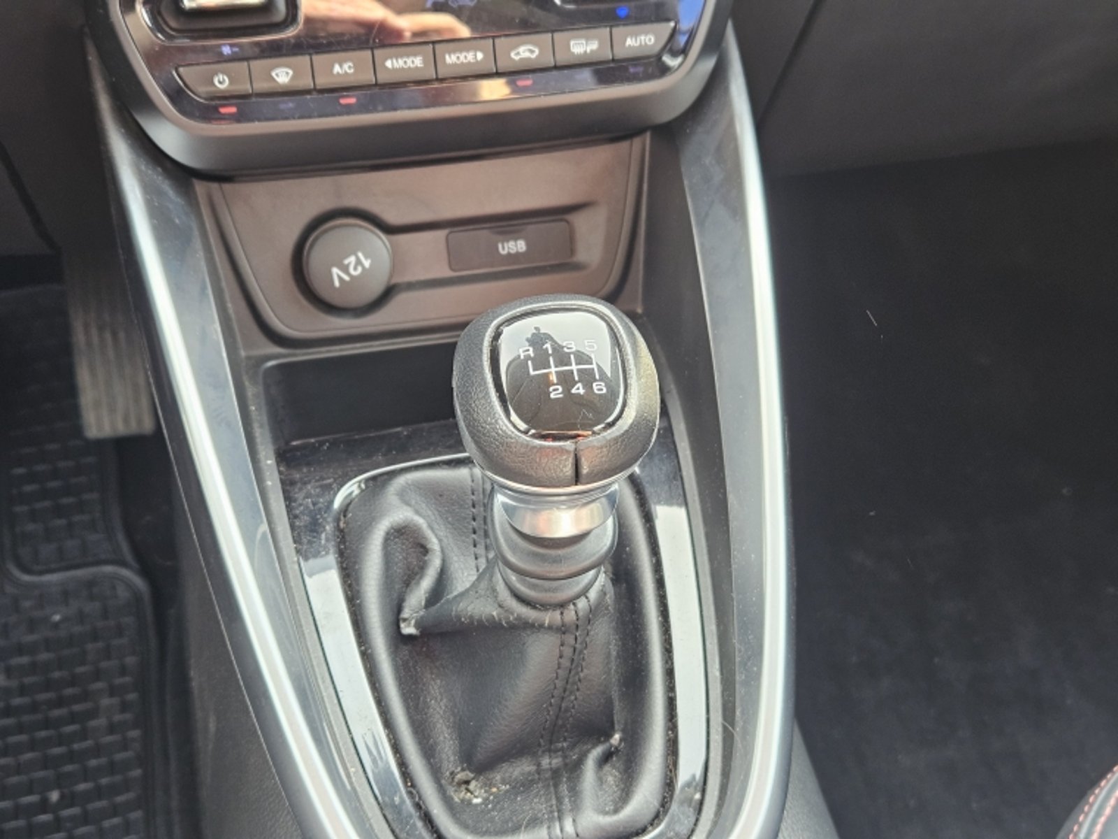 Chevrolet GROOVE 1.5 PREMIER MT 2023 - Imagen 13 de 20