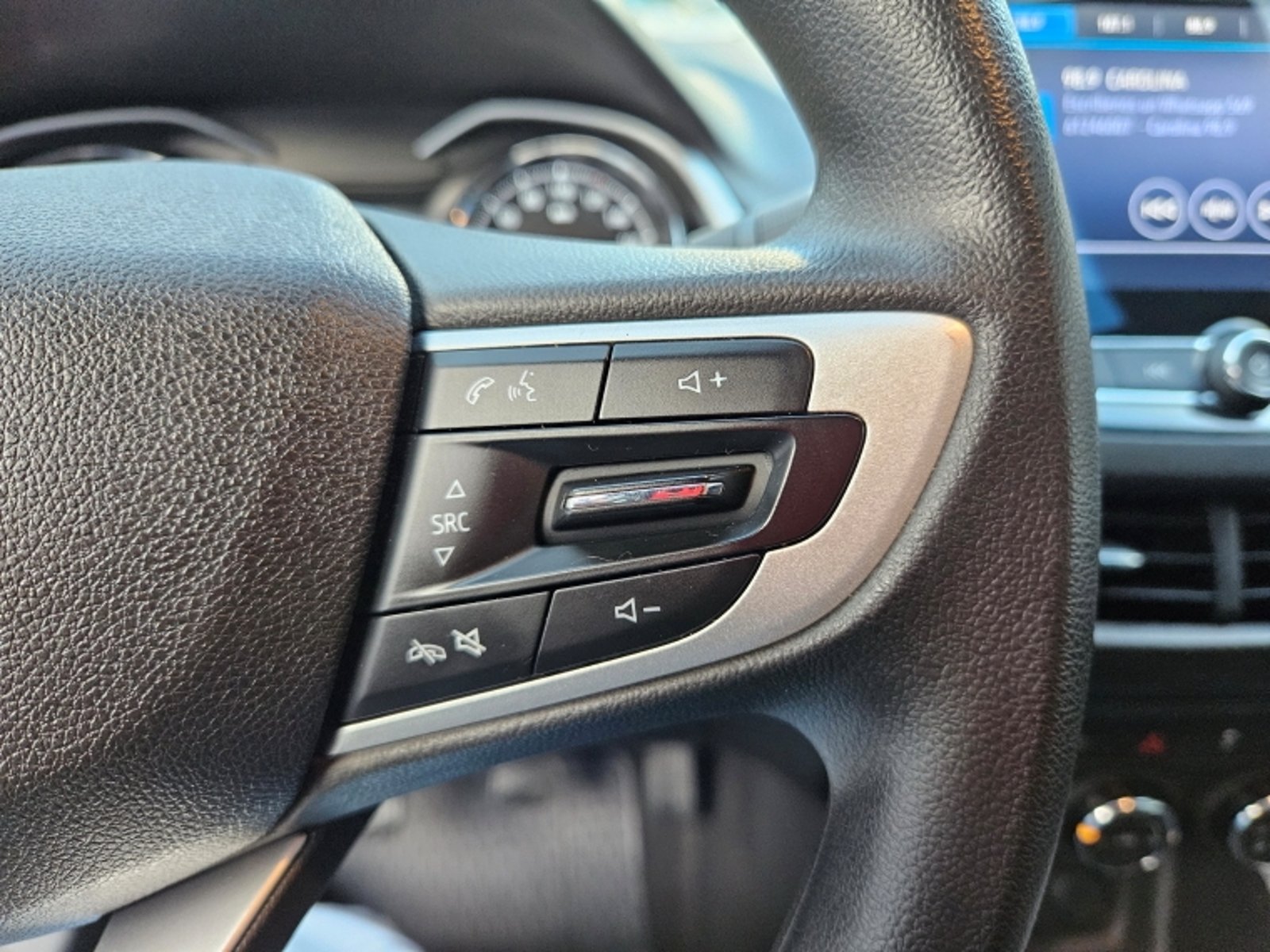 CHEVROLET ONIX 1.0  SEDAN  LTZ MT 2023 - Imagen 14 de 20