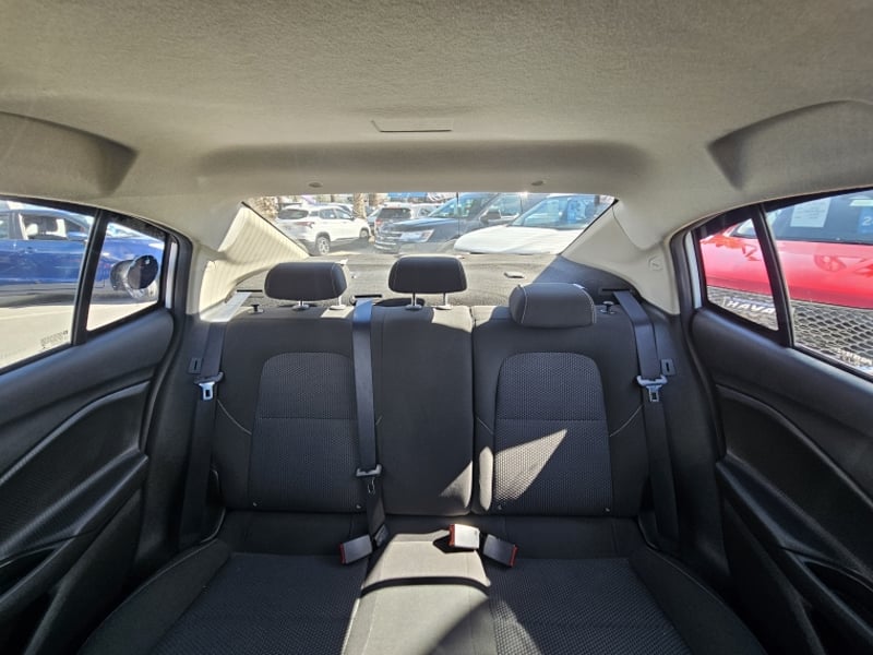 Chevrolet ONIX ONIX SEDAN 1.2L LS MT 2023 - Imagen 18 de 20