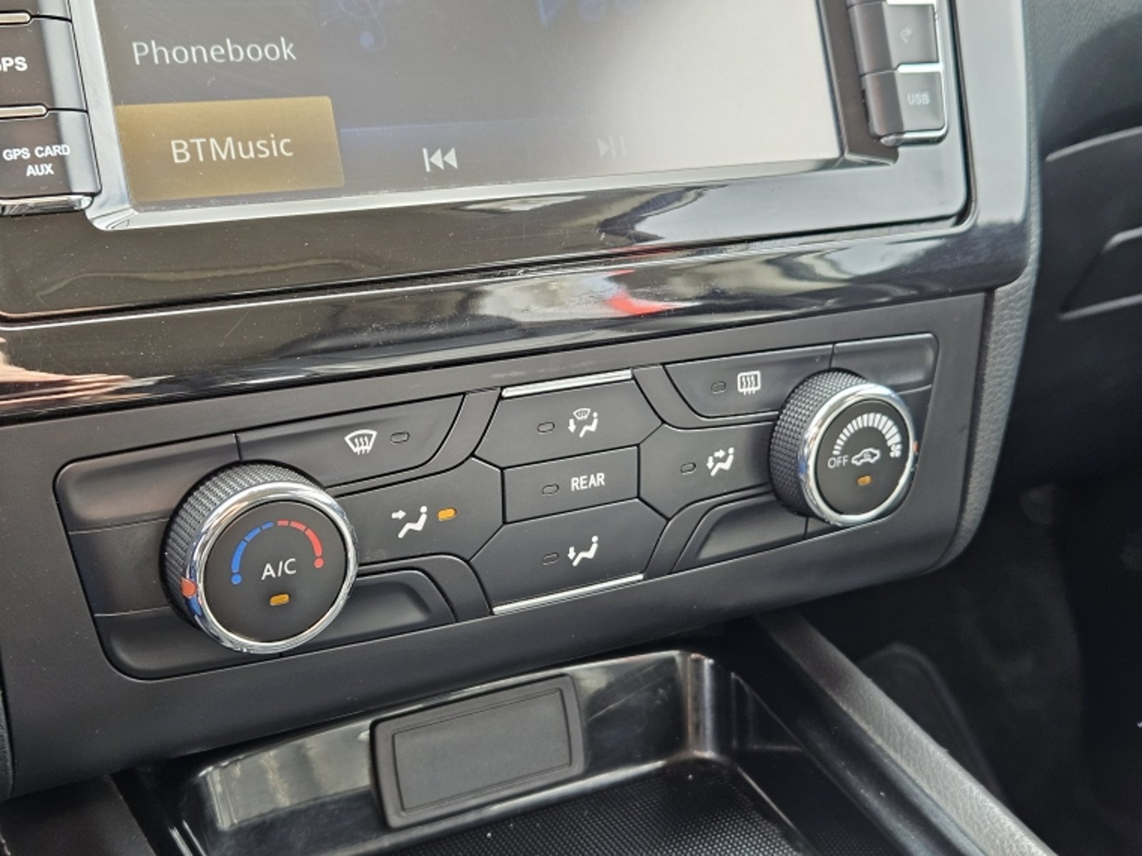 DFSK 580 LUXURY AT 1.5T 2019 - Imagen 19 de 20