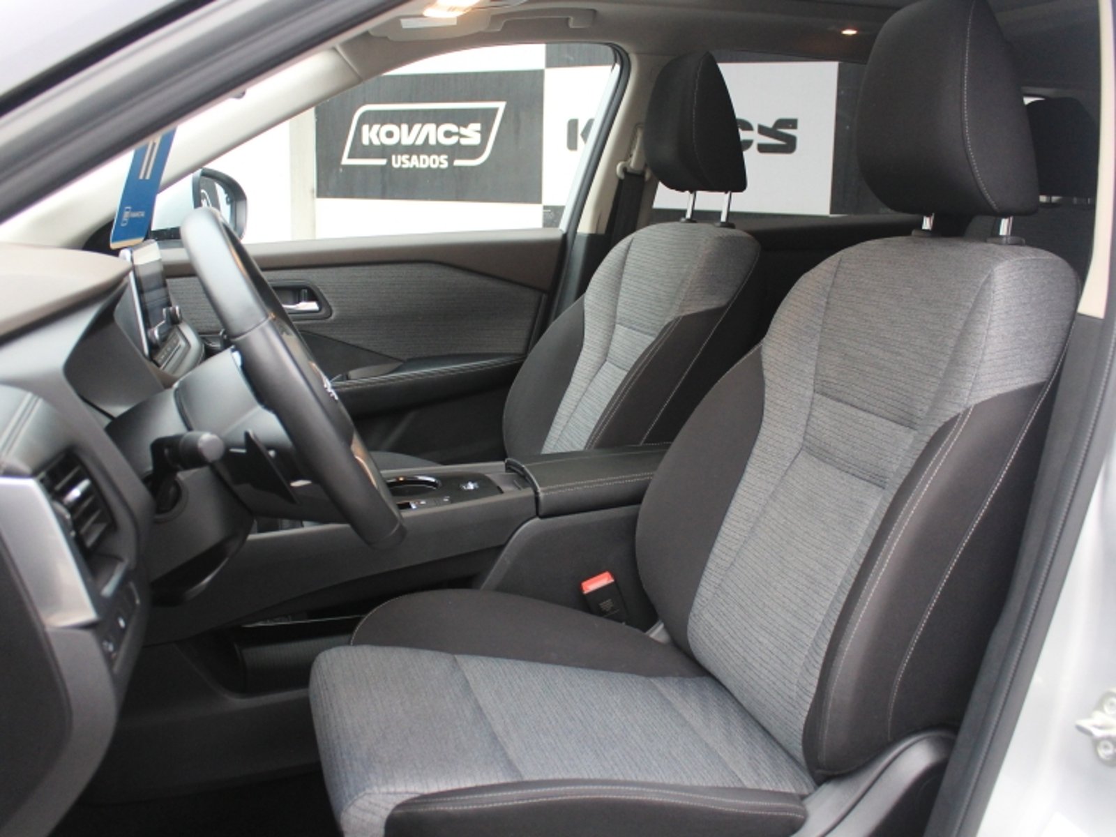 NISSAN X-TRAIL ADVANCE 3ROW AT 2.5 2024 - Imagen 11 de 20