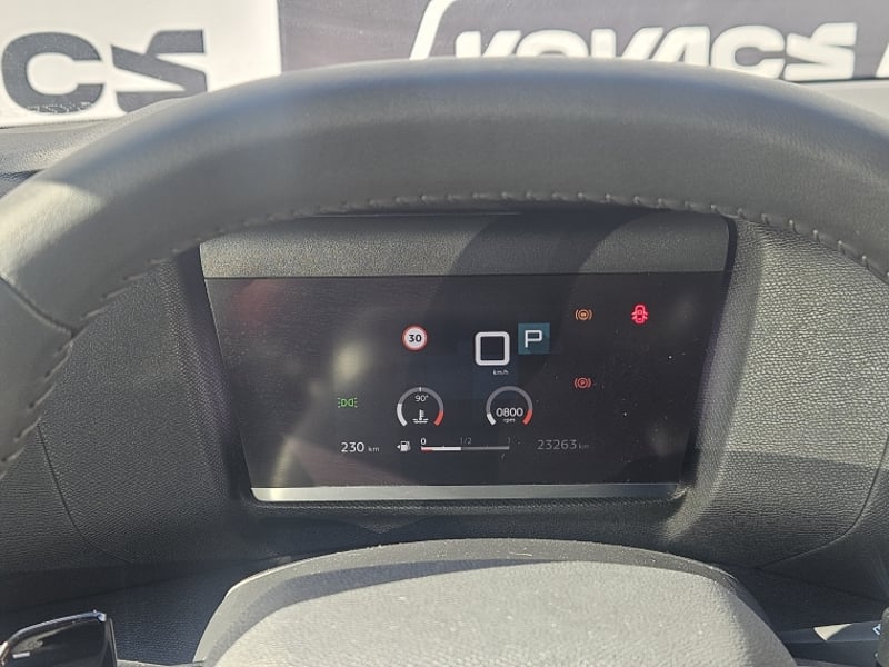 Citroën C-4 PURETECH 130 EAT8 FEEL PACK 2023 - Imagen 16 de 20