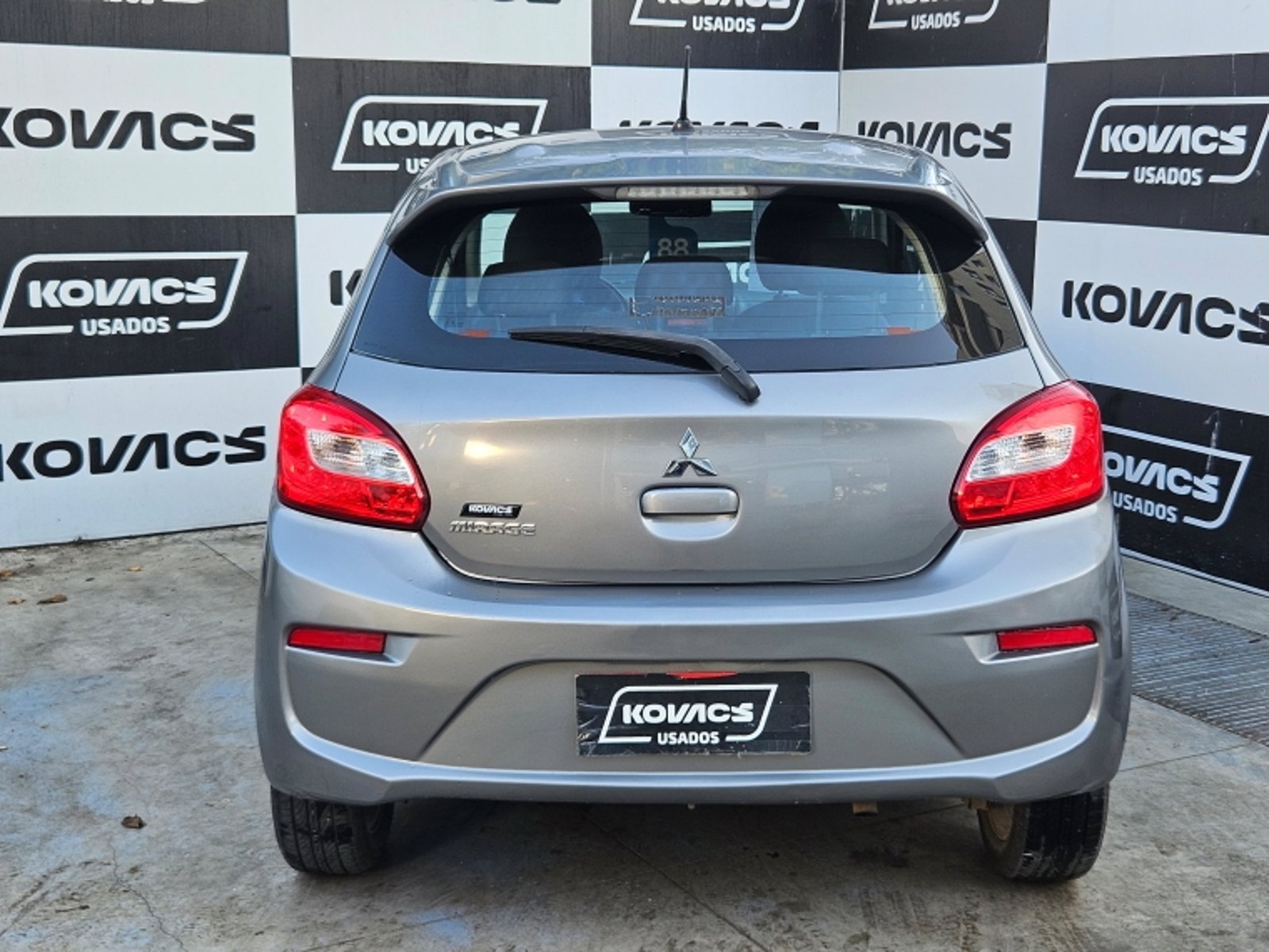 Mitsubishi MIRAGE 1.2  GLS MT 2018 - Imagen 6 de 17