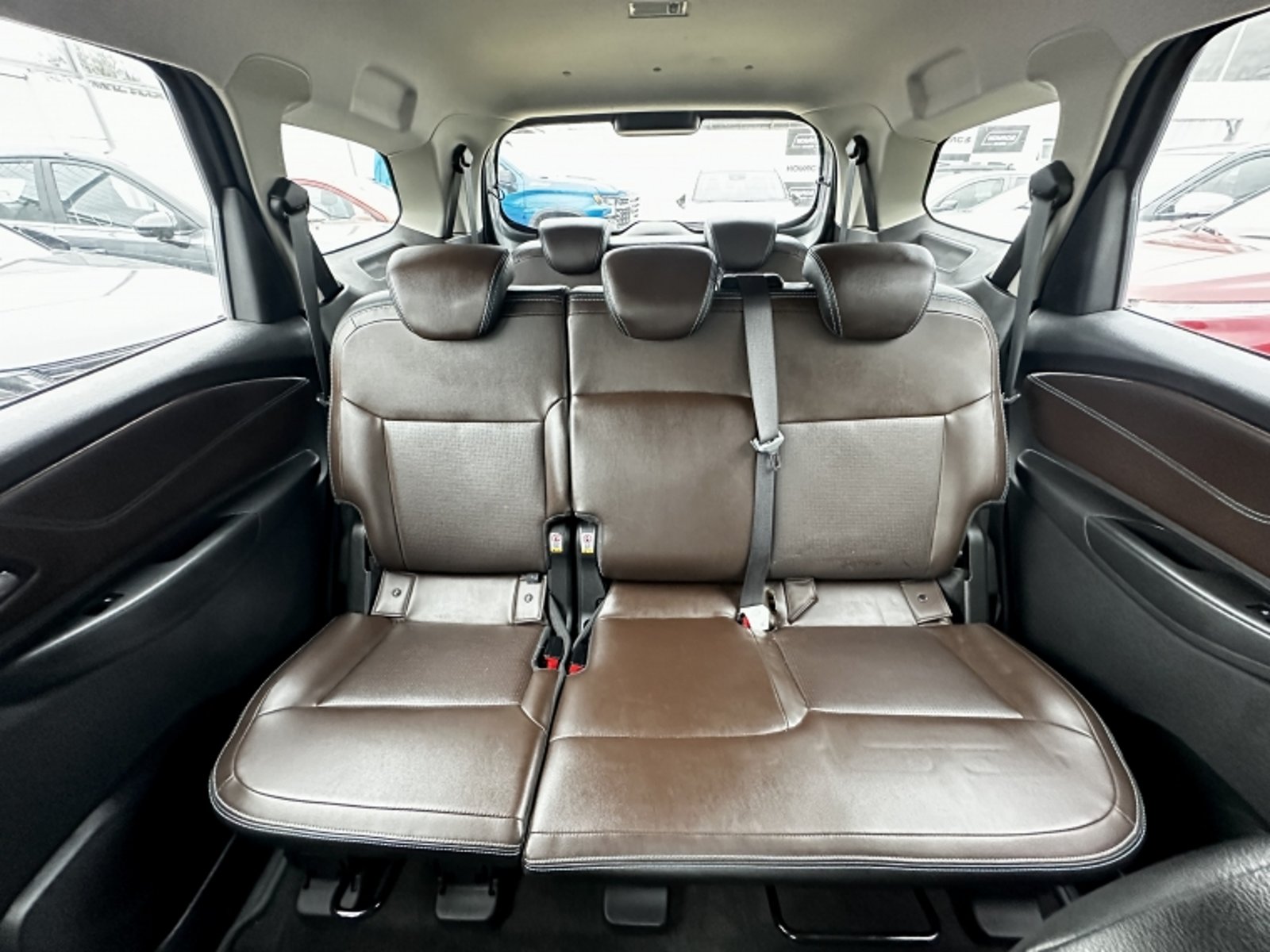 Chevrolet SPIN 1.8 MT 2021 - Imagen 17 de 18
