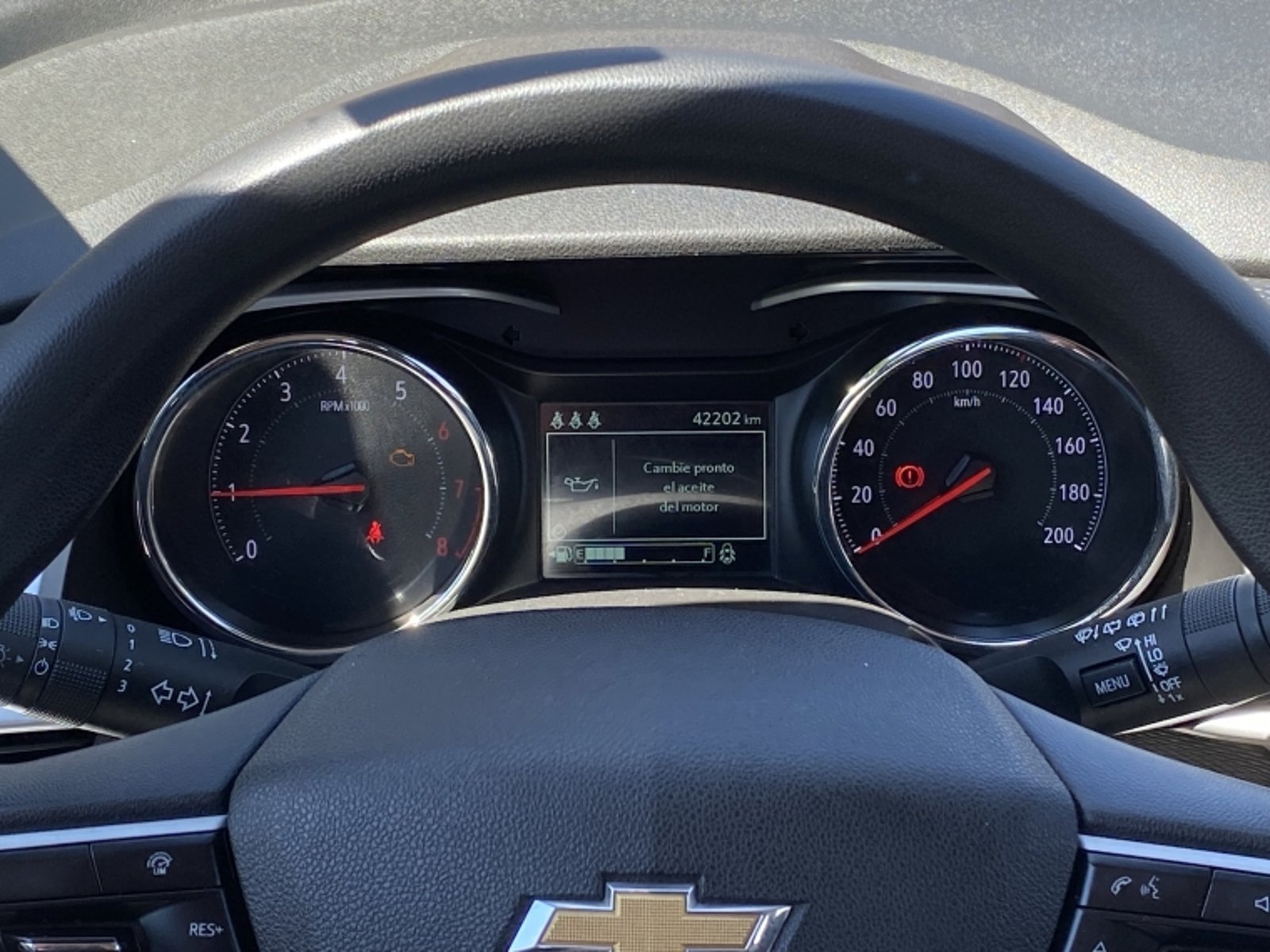 CHEVROLET TRACKER LS P2 MT 1.2 2022 - Imagen 14 de 20