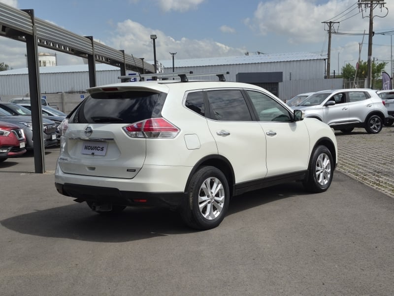 Nissan X-TRAIL SENSE CVT AT 2.5 2017 - Imagen 4 de 19