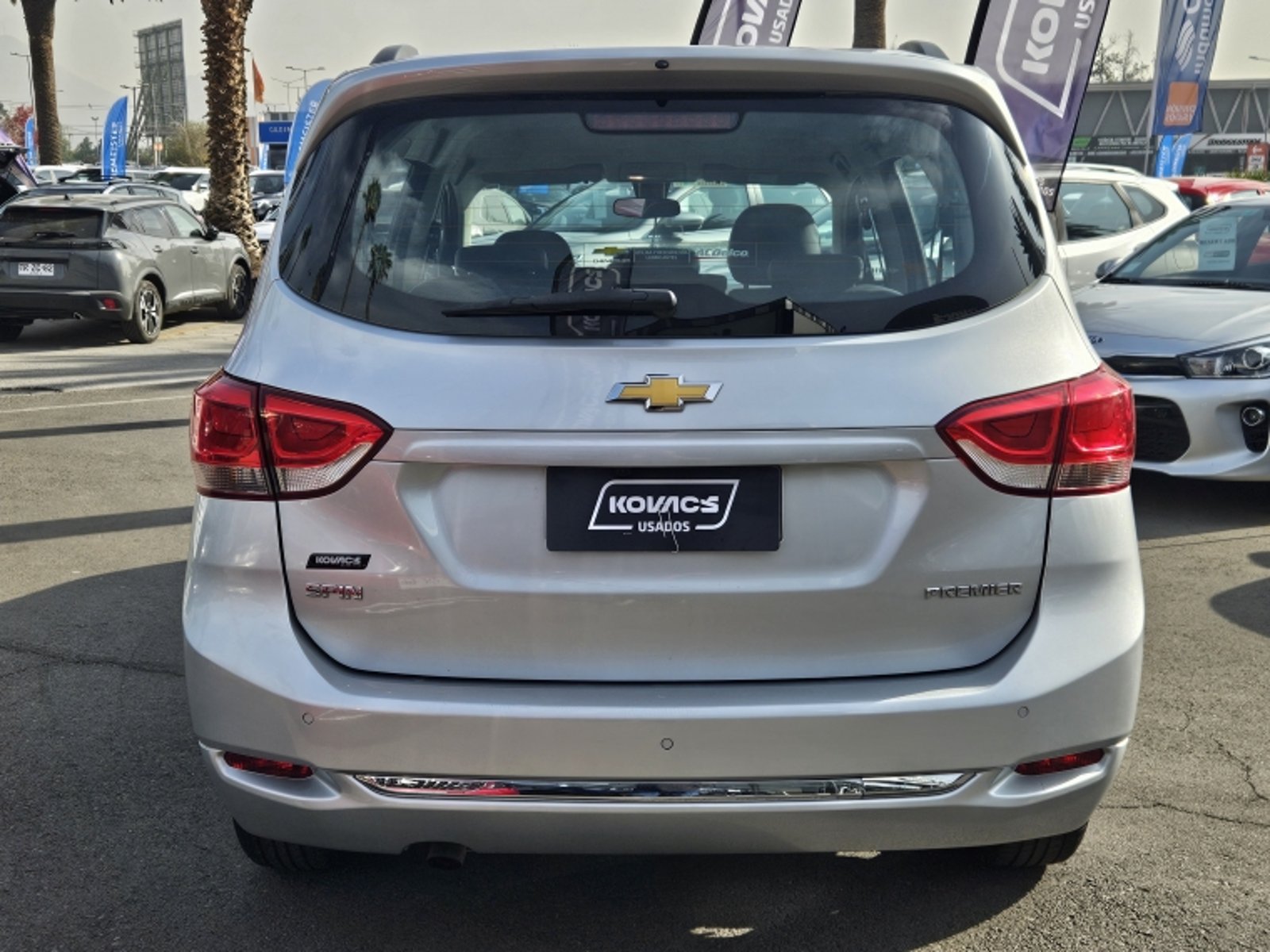 CHEVROLET SPIN PREMIER 1.8 MT 2022 - Imagen 5 de 20