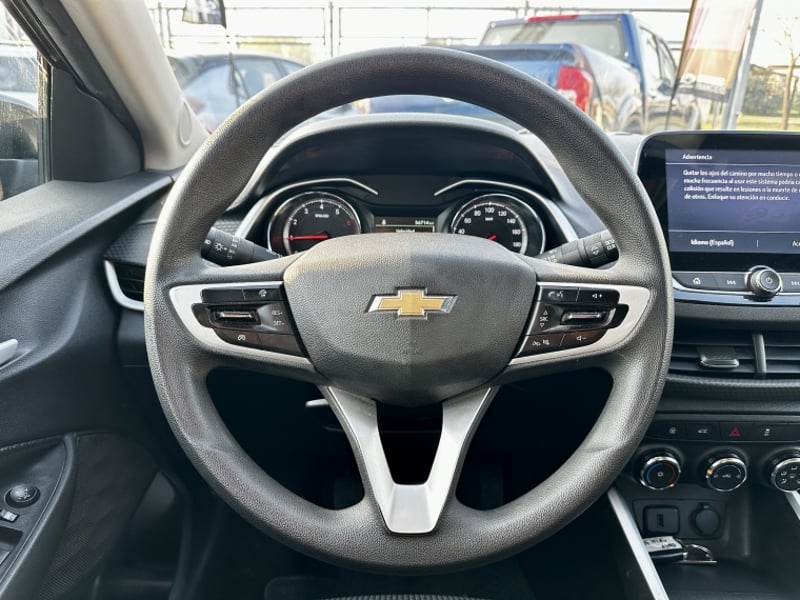 Chevrolet ONIX SEDAN LTZ 1.0 MT 2023 - Imagen 10 de 18