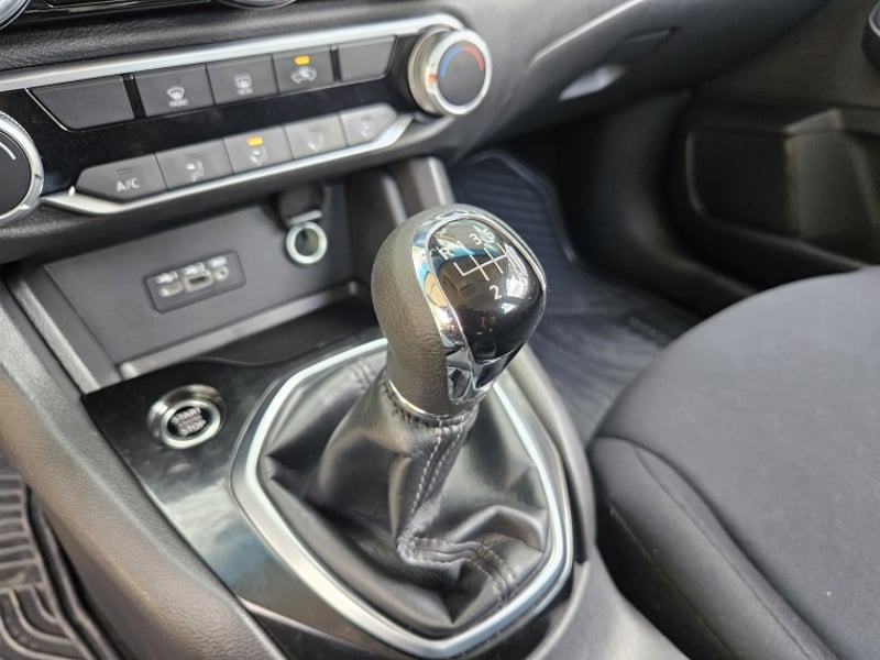 Nissan SENTRA 2.0 SENSE MT 2024 - Imagen 15 de 18