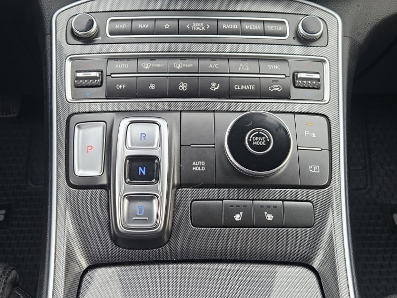 Hyundai SANTA FE TM 4X4 2.5 AUT 2022 - Imagen 14 de 20