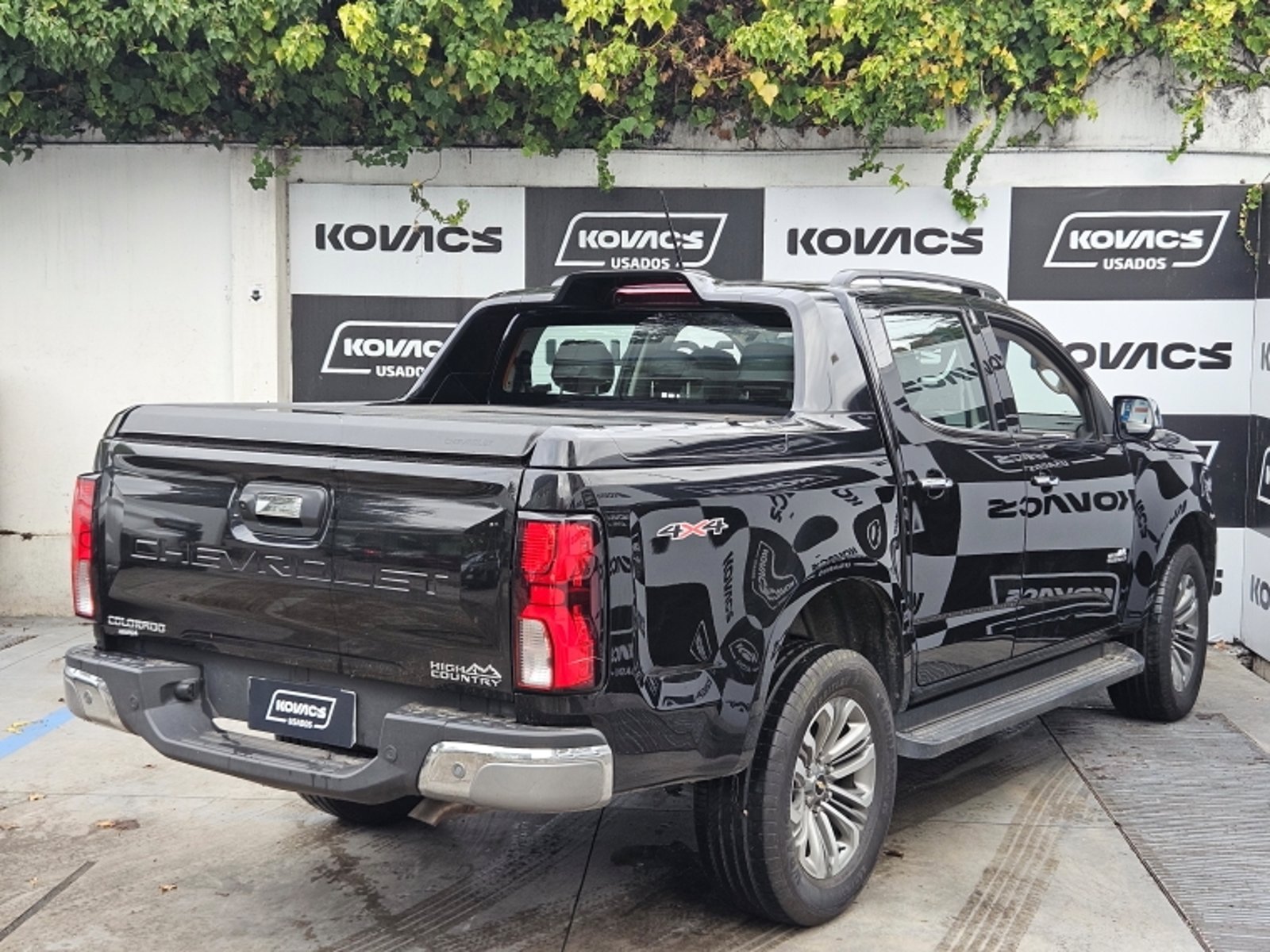 Chevrolet COLORADO 2.8 HIGH COUNTRY  AT 4X4 DIESEL 2026 - Imagen 5 de 20