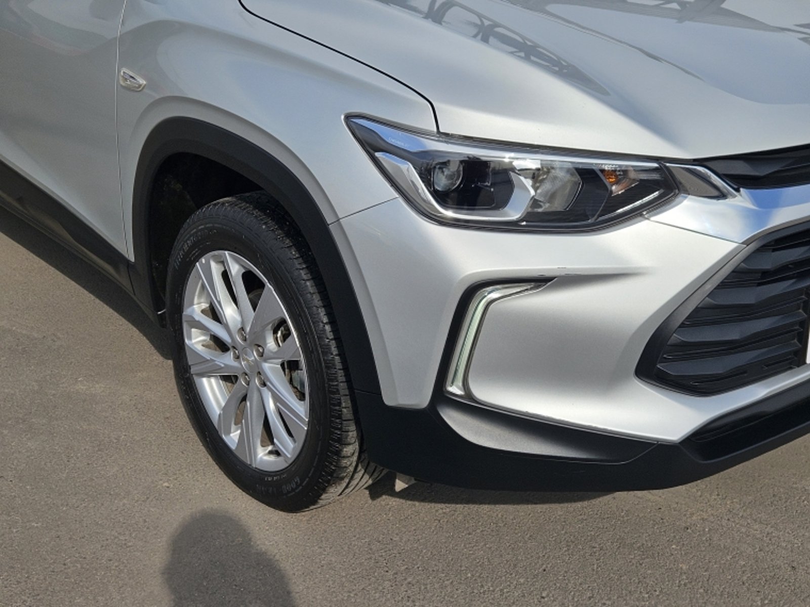 CHEVROLET TRACKER LTZ 1.2T MT 2023 - Imagen 7 de 20