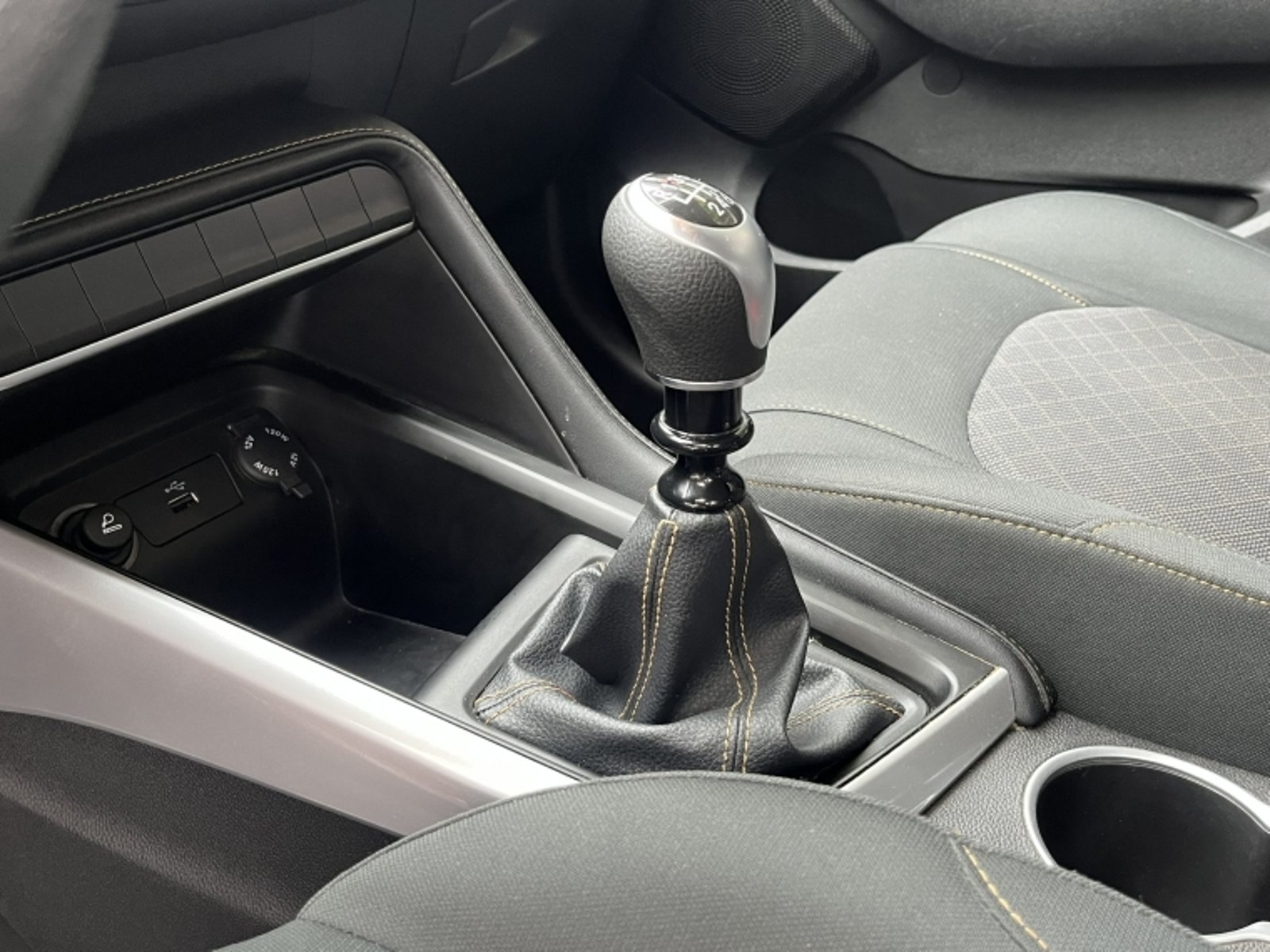 JAC S4 JS4 1.6 COMFORT MT 2024 - Imagen 13 de 20