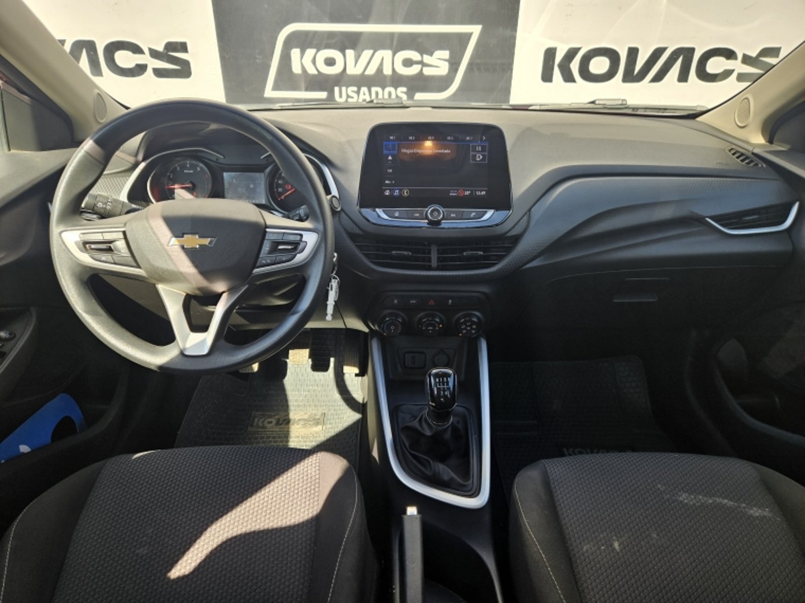 CHEVROLET ONIX LT MT 2024 - Imagen 9 de 20
