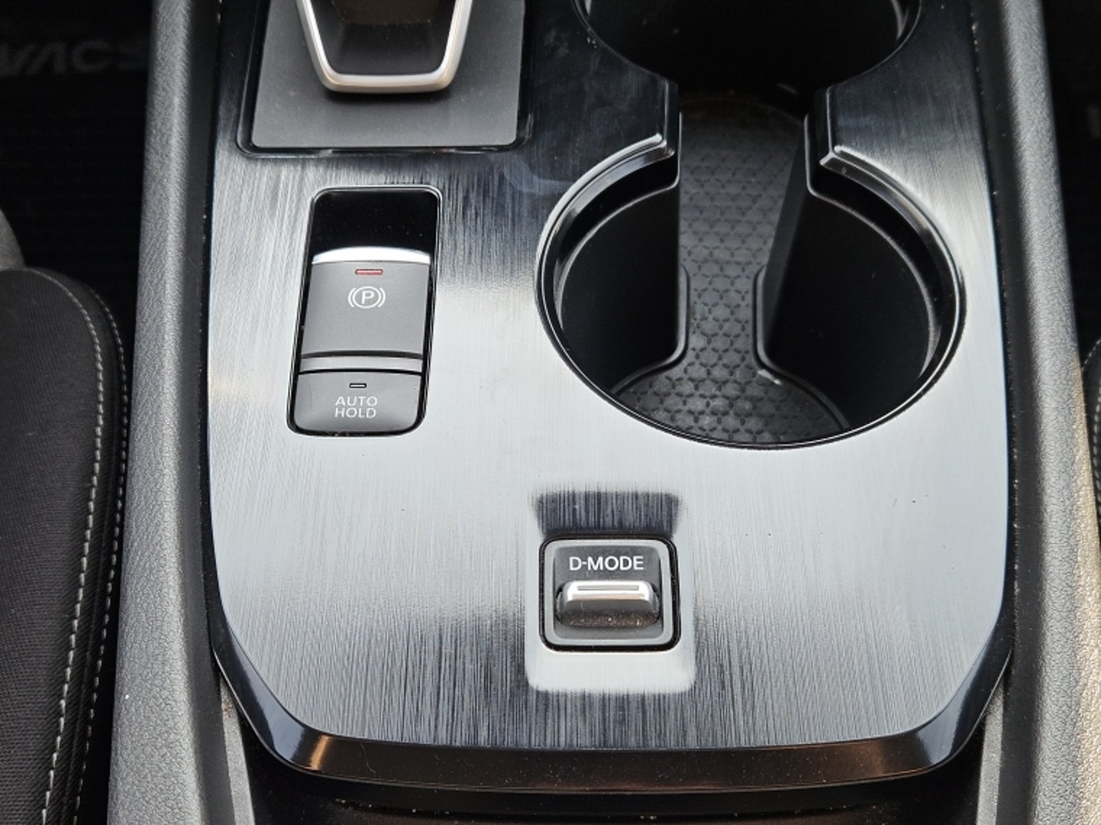 NISSAN X-TRAIL 2.5 SENSE 3ROW AT 2024 - Imagen 14 de 20