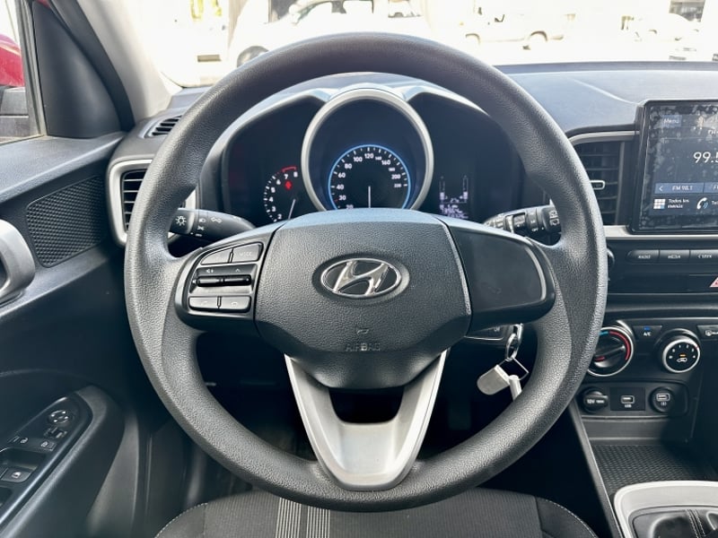 Hyundai VENUE 1.6 QX PLUS MT 2021 - Imagen 10 de 18