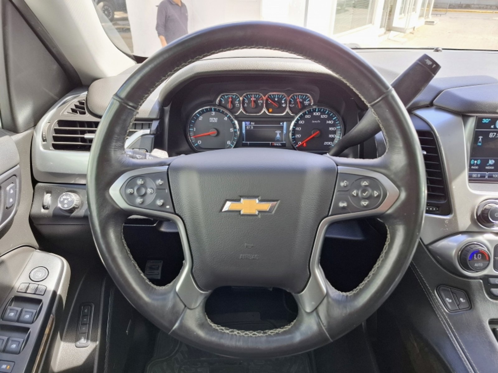 CHEVROLET TAHOE 5.3 LT AT 4X4 2018 - Imagen 10 de 20
