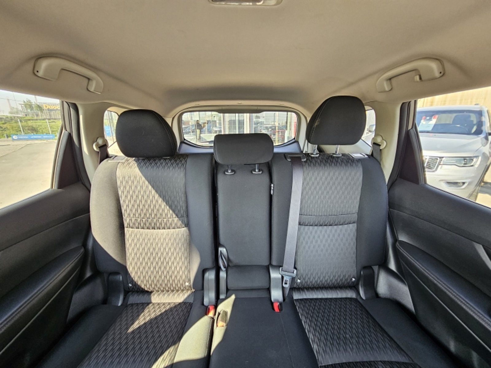 Nissan X-TRAIL SENSE 2ROW AT 2.5 2023 - Imagen 18 de 20