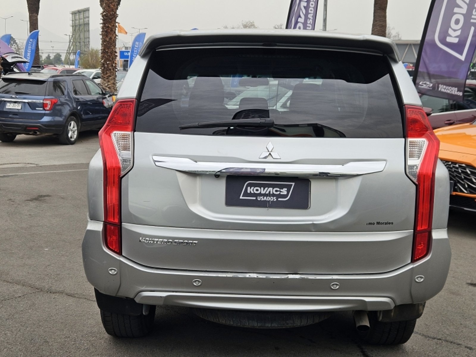 Mitsubishi MONTERO SPORT 2.4 MT 4X2 DIESEL 2017 - Foto 5 de 19