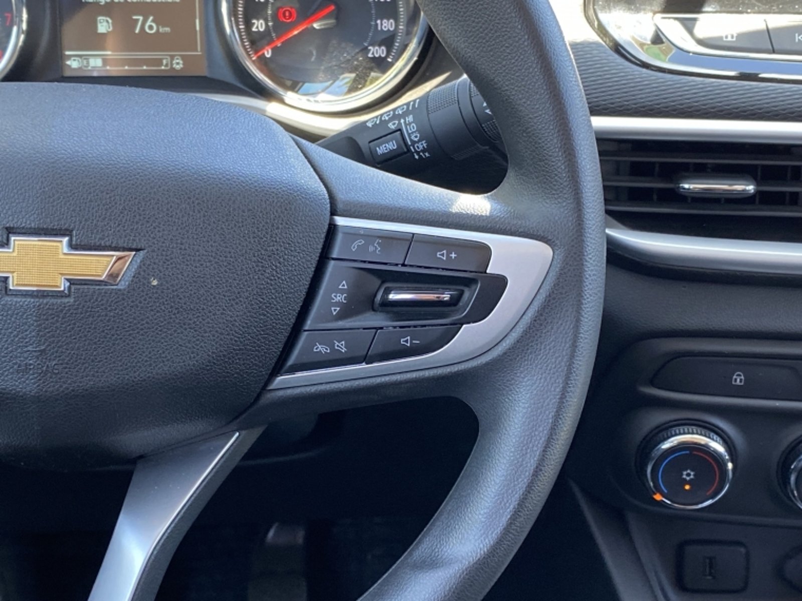 CHEVROLET TRACKER 1.2 LTZ MT 2023 - Imagen 15 de 20