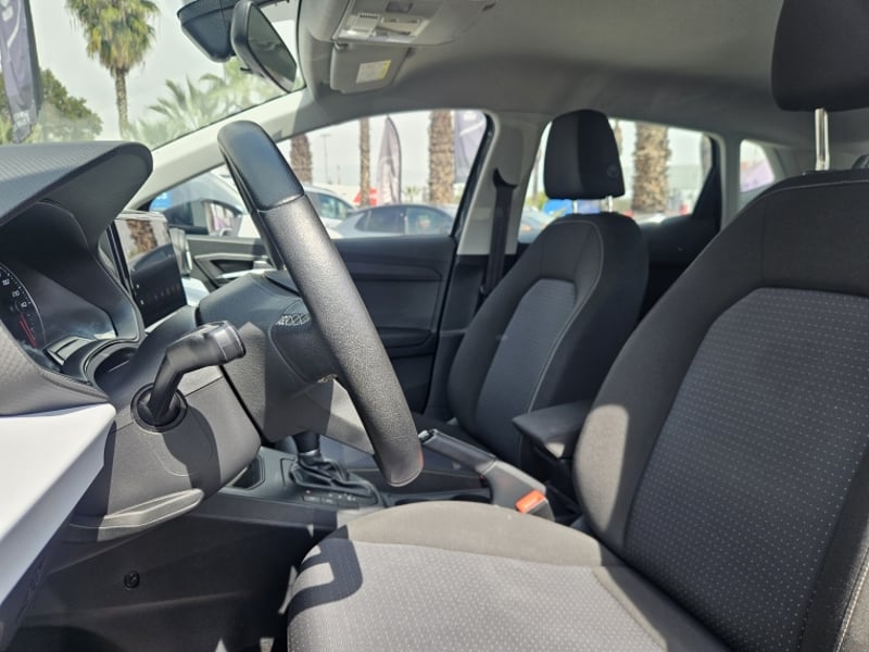SEAT IBIZA IBIZA FL TSI 1.0 AUT 2023 - Imagen 14 de 20