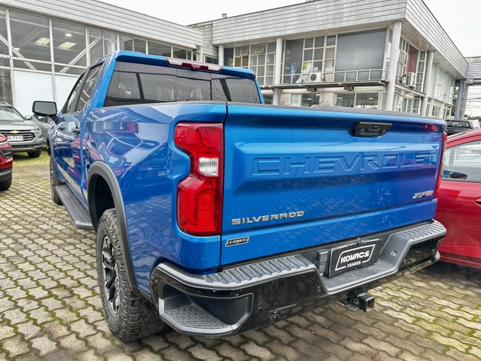 Chevrolet SILVERADO 6.2 AUT 2023 - Imagen 7 de 20